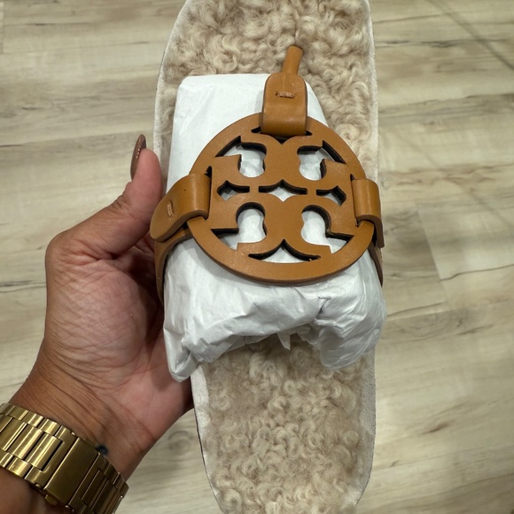 Tory Burch - Picture 7 of 7